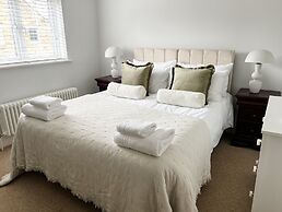 Windsor Mews by Stay Focused SA