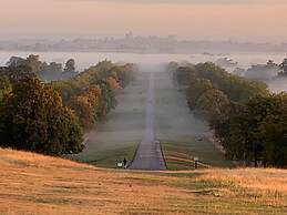 Windsor Mews by Stay Focused SA