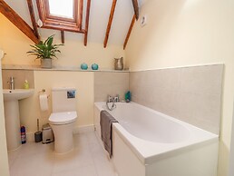 Holly Cottage