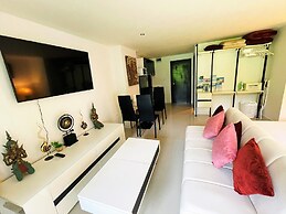 Ocean View Treasure by Lofty