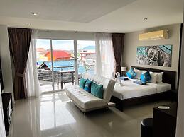 Ocean View Treasure by Lofty