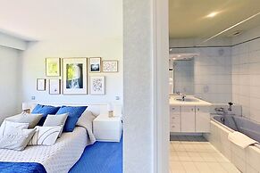 Les Jardins de la Muse / BnB maison d'hôte, piscine couverte et spa