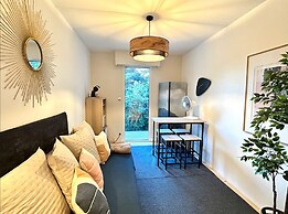 Les Jardins de la Muse / BnB maison d'hôte, piscine couverte et spa