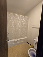 OYO Sandman Inn