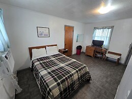 OYO Sandman Inn