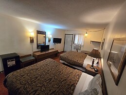 OYO Sandman Inn