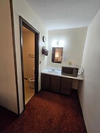 OYO Sandman Inn