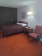 OYO Sandman Inn