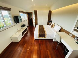MINH CHIEN SUITE