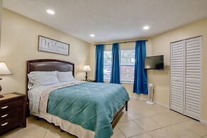 3608 Apartment with 3 swimming pools , Near Disney world.