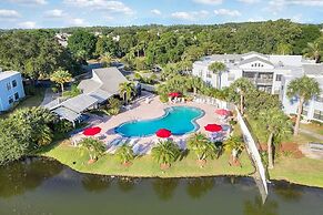 3608 Apartment with 3 swimming pools , Near Disney world.