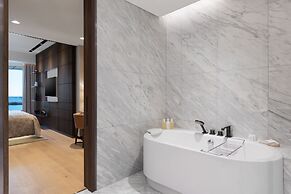 JW Marriott Hotel Istanbul Marmara Sea