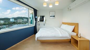 Gyeongju Neulsiwon Pension