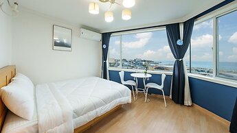 Gyeongju Neulsiwon Pension