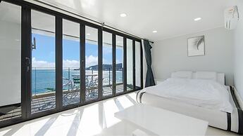 Gyeongju Neulsiwon Pension