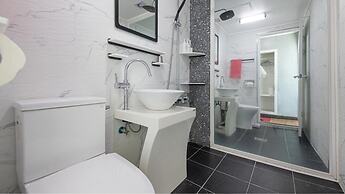 Gyeongju Neulsiwon Pension