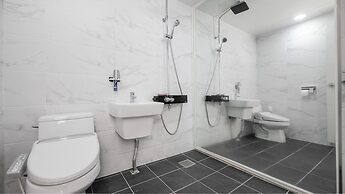 Gyeongju Neulsiwon Pension