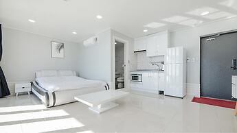 Gyeongju Neulsiwon Pension