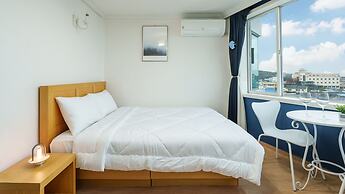 Gyeongju Neulsiwon Pension