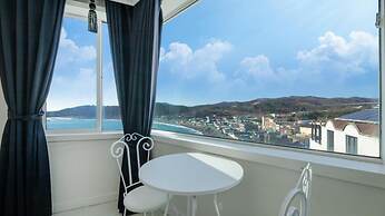 Gyeongju Neulsiwon Pension