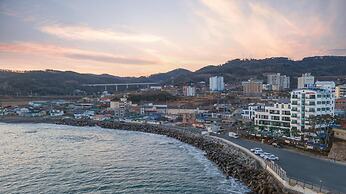 Gyeongju Neulsiwon Pension