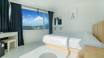 Gyeongju Neulsiwon Pension