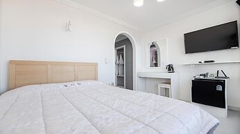 Gyeongju Neulsiwon Pension