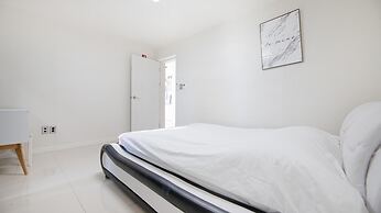 Gyeongju Neulsiwon Pension