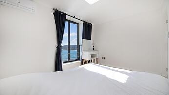 Gyeongju Neulsiwon Pension