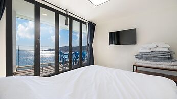 Gyeongju Neulsiwon Pension