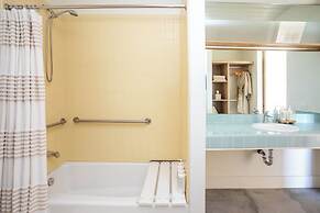 The Bungalows by Homestead Modern at The Joshua Tree Retreat Center