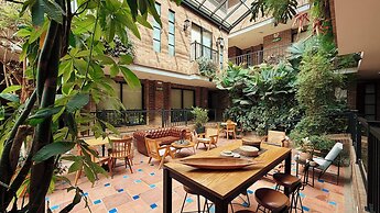 Casa Rose Hotel