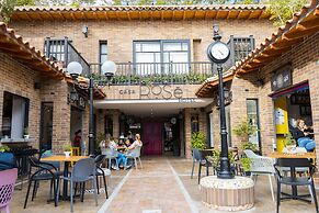 Casa Rose Hotel