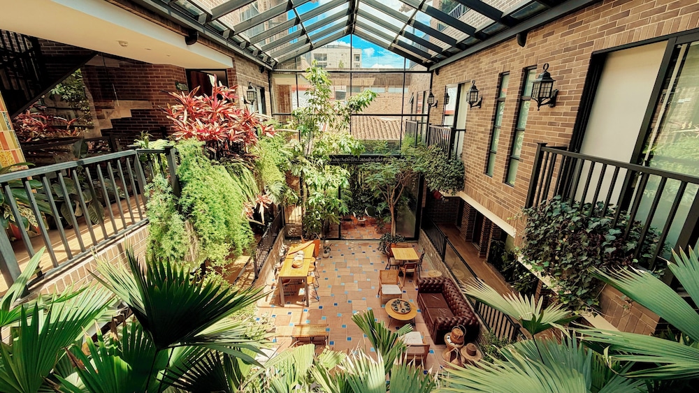 Casa Rose Hotel