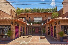 Casa Rose Hotel