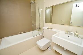 VST - Spacious Furnished 1BR in Marina
