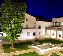 Palagio 13 in Chianti With Shared Pool