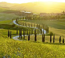 Palagio 13 in Chianti With Shared Pool