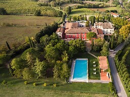 Palagio 23 in Chianti With Shared Pool