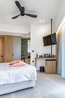 SAVUS BOUTIQUE HOTEL