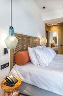 SAVUS BOUTIQUE HOTEL