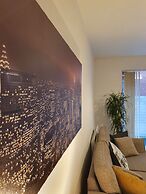 Stylish 2-bed Apartment in Manchester City Center