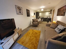 Stylish 2-bed Apartment in Manchester City Center