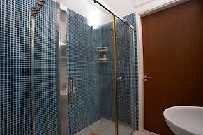 Athenaeum Beachside Studio