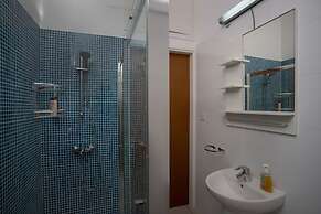 Athenaeum Beachside Studio