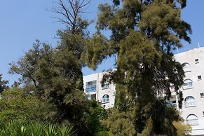 White Arches Sea View Apartment