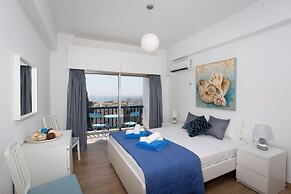 White Arches Sea View Apartment