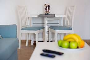 White Arches Sea View Apartment