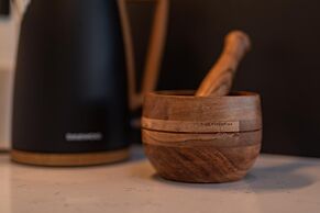 Hiraeth - Luxury Lodge With Hot Tub Close to Beach