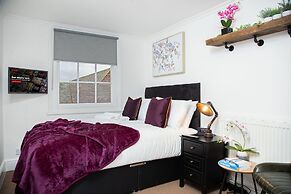 6 Bedroom City Centre Townhouse